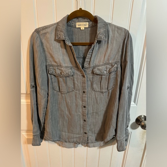 Cloth & Stone Anthropologie Chambray Button Down Shirt - Picture 2 of 7